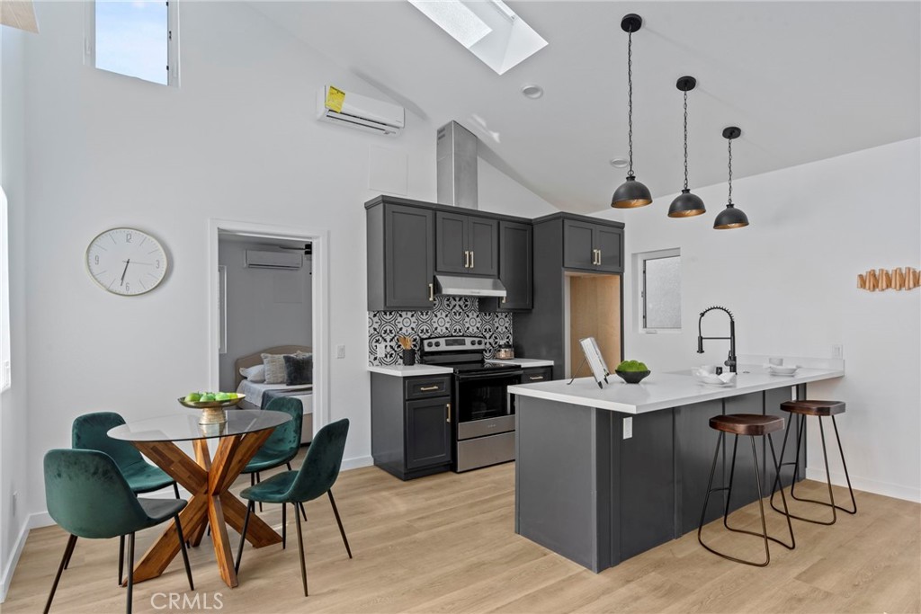 MLS #CV25275165 image #17