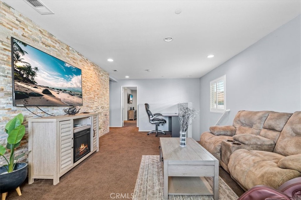 MLS #CV25275677 image #13