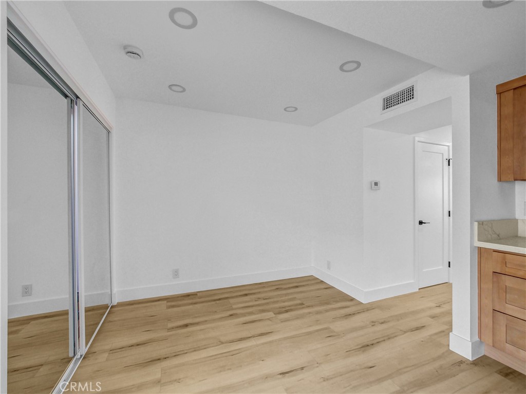 MLS #CV25277330 image #11