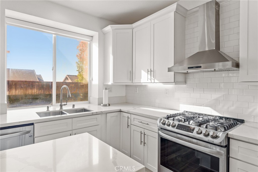 MLS #CV25277461 image #12