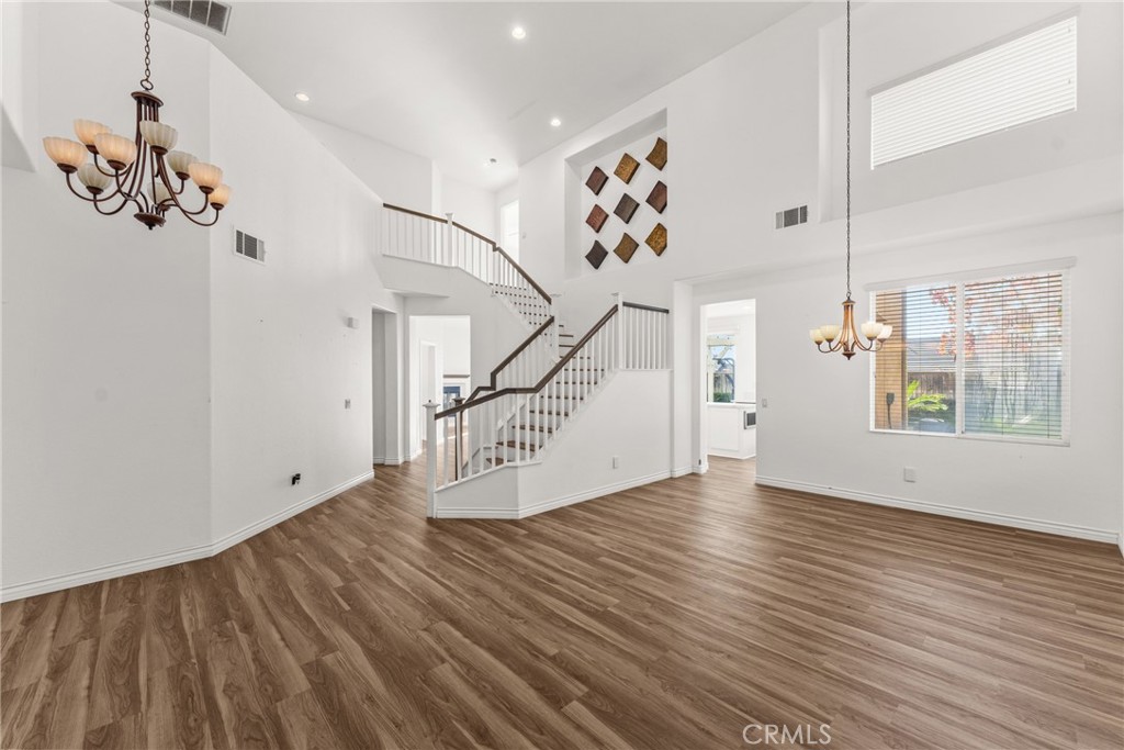 MLS #CV25277461 image #5