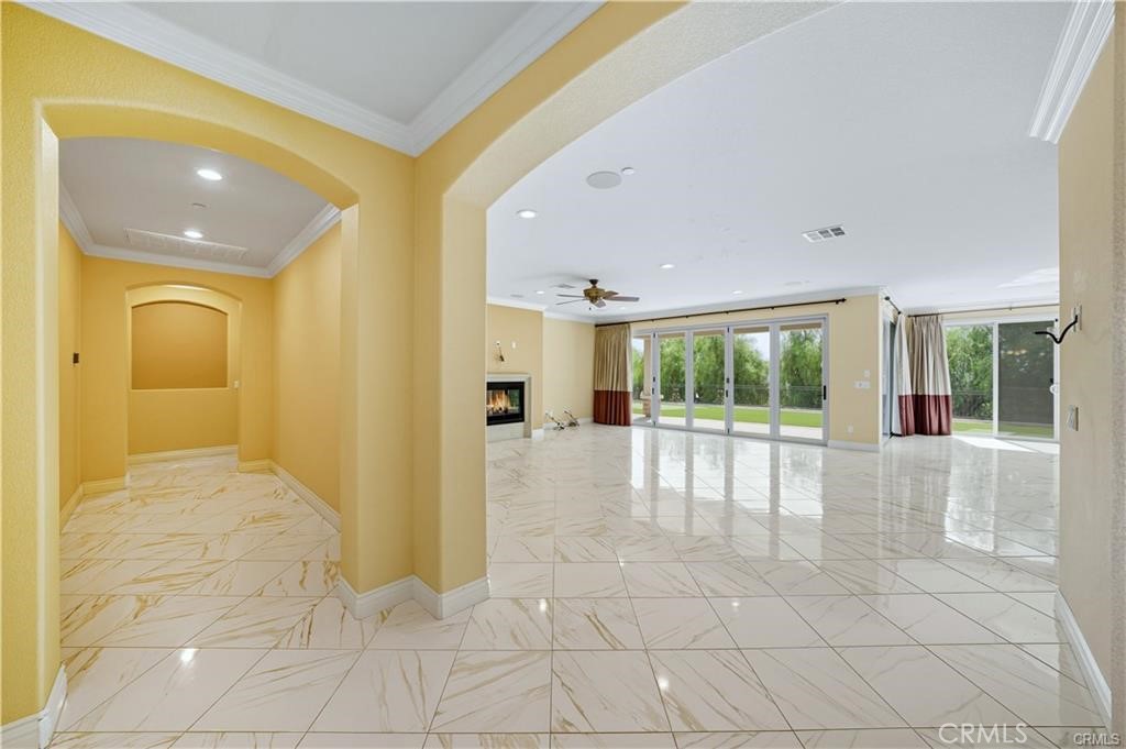 MLS #CV25278077 image #8