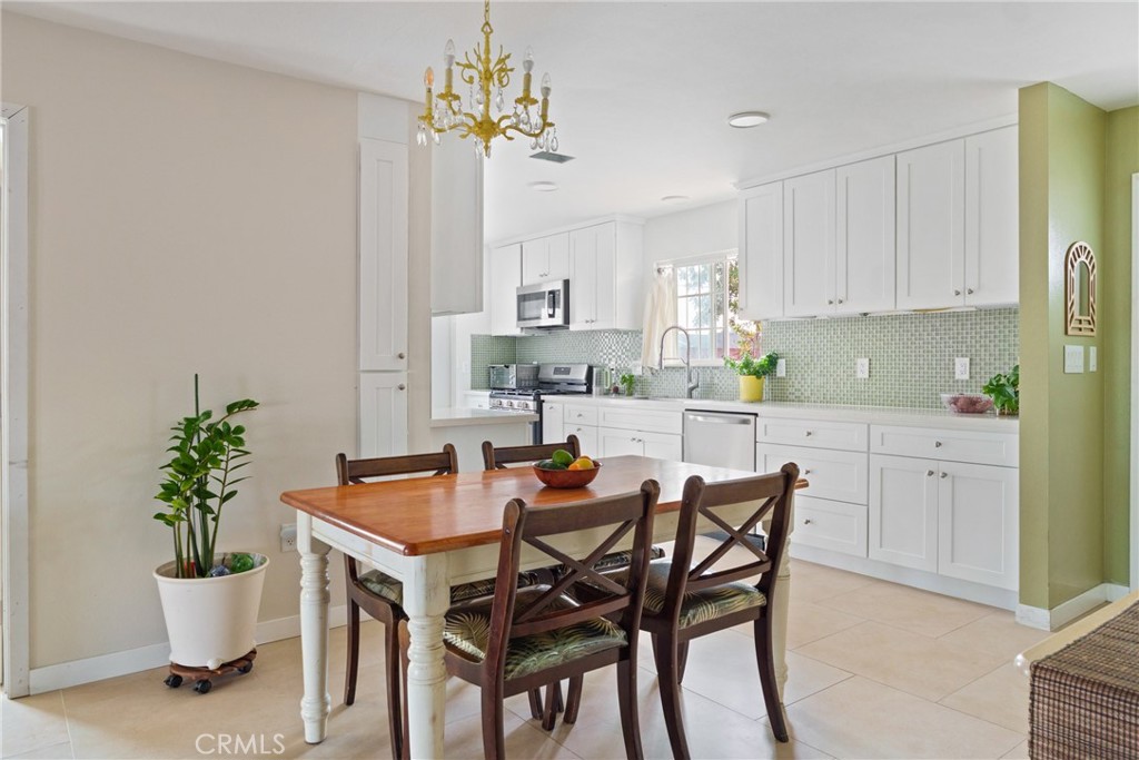 MLS #CV25279987 image #2