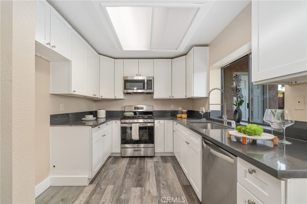 MLS #CV25281336 image #11