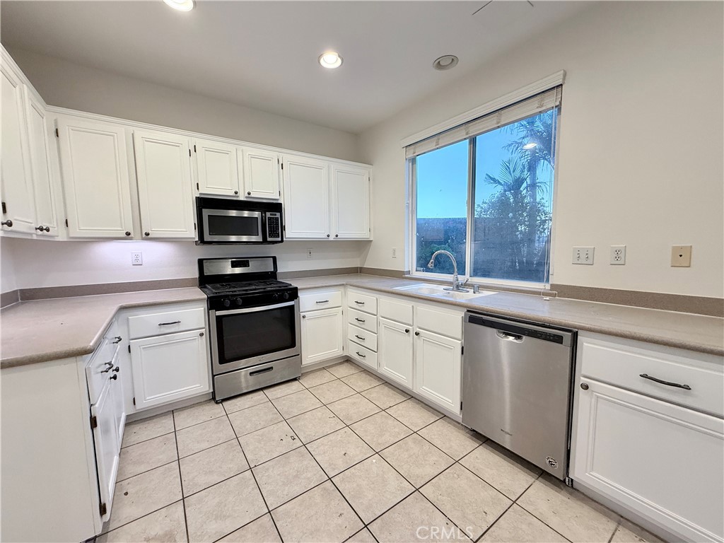 MLS #CV25281584 image #9