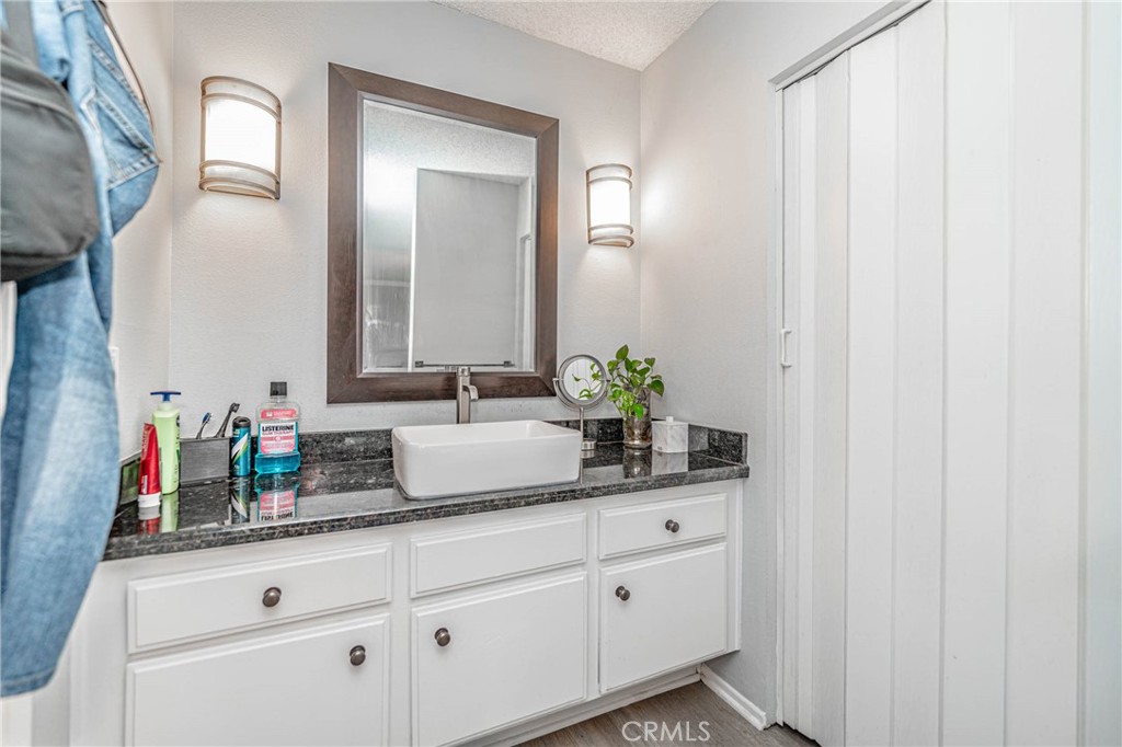 MLS #DW25014966 image #30