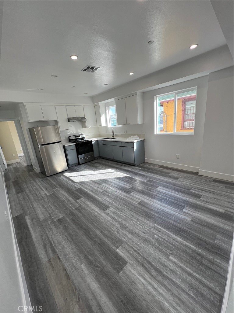 MLS #DW25031104 image #25