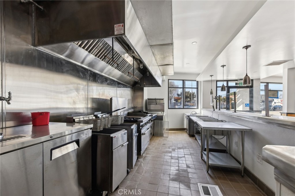 MLS #DW25048130 image #22