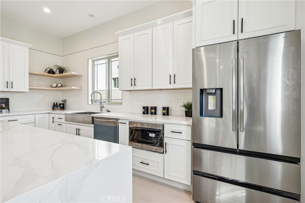 MLS #DW25054086 image #12