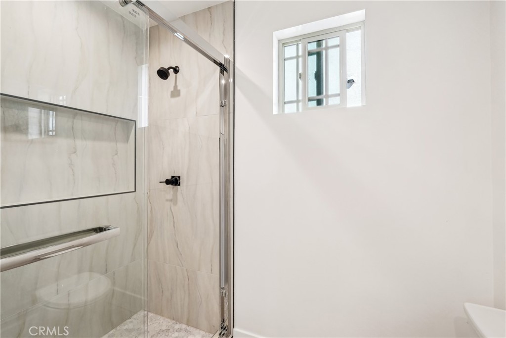 MLS #DW25054086 image #17