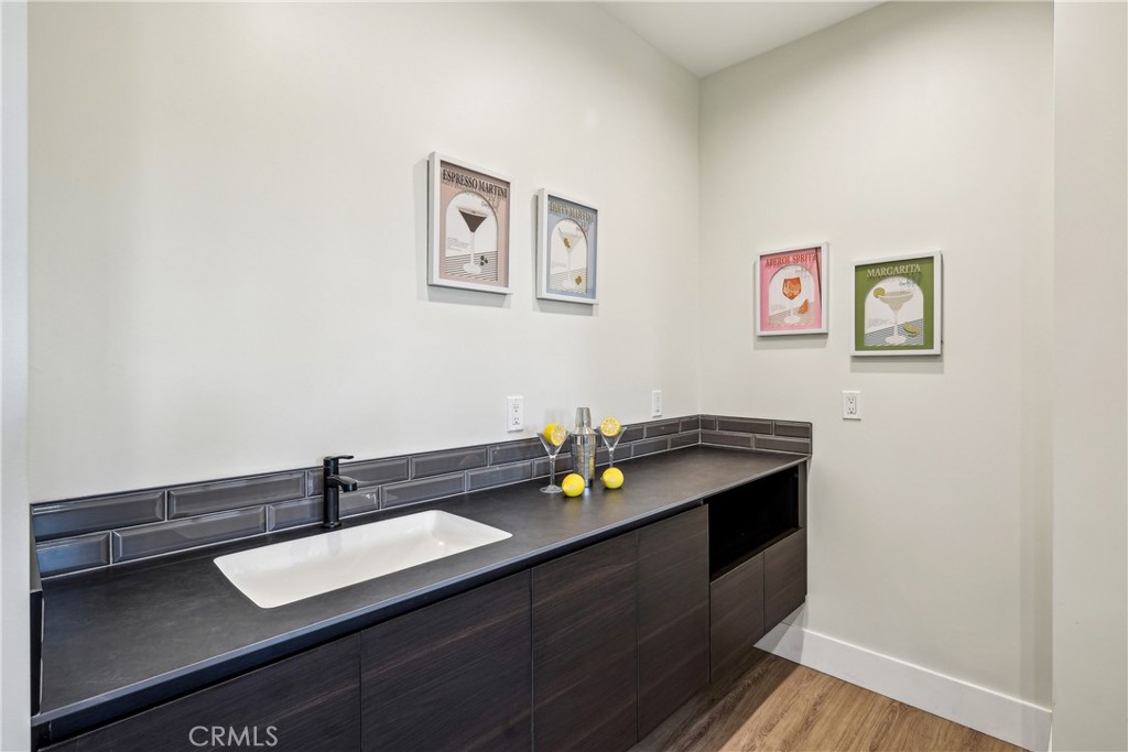 MLS #DW25054086 image #24