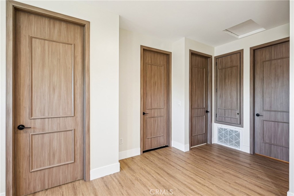 MLS #DW25054086 image #25