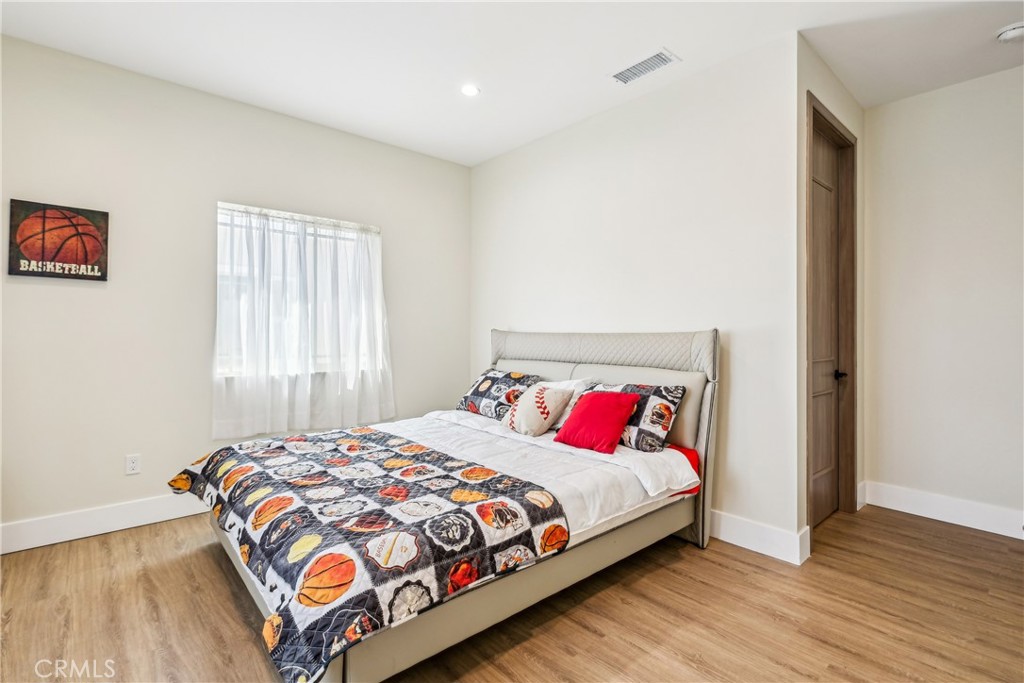 MLS #DW25054086 image #28