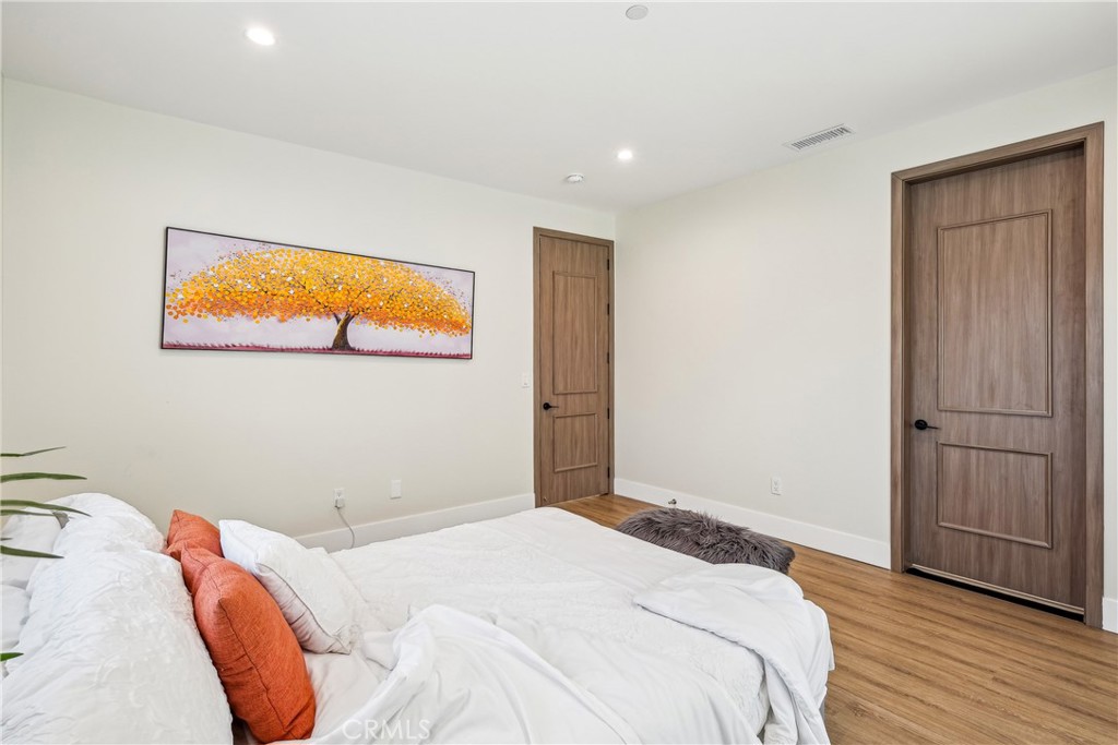 MLS #DW25054086 image #37