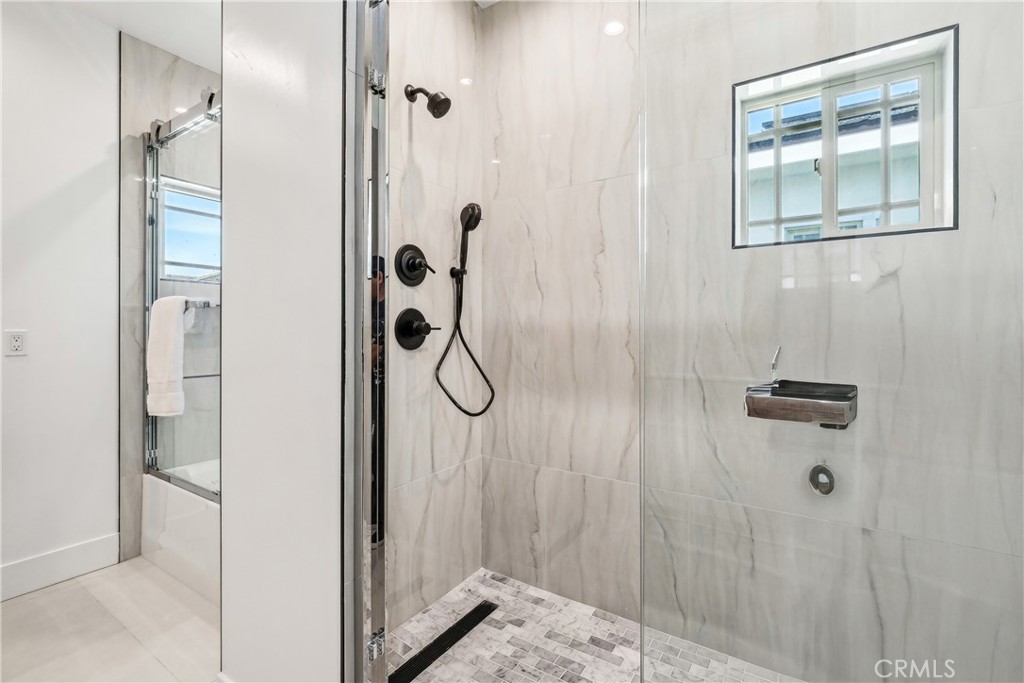 MLS #DW25054086 image #38