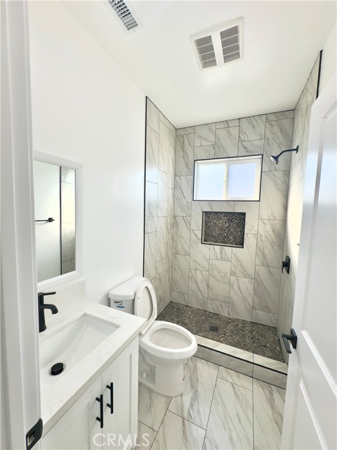 MLS #DW25056403 image #5