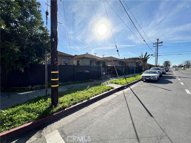 MLS #DW25093219 image #6