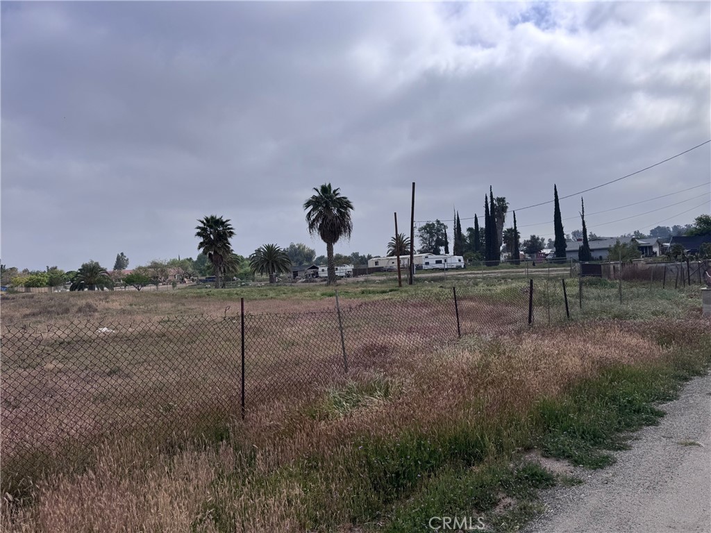 MLS #DW25099706 image #1