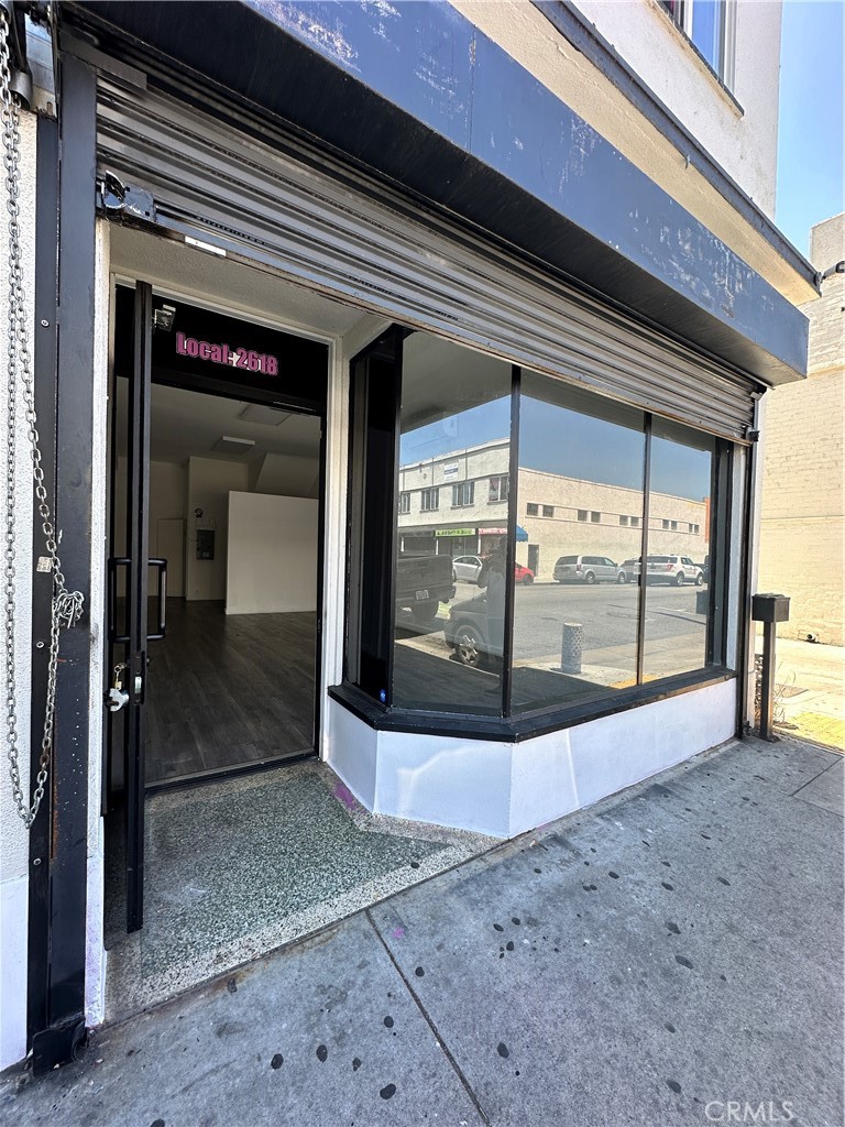 MLS #DW25112592 image #1