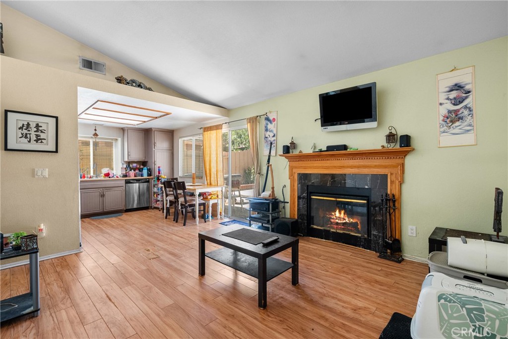 MLS #DW25119514 image #18