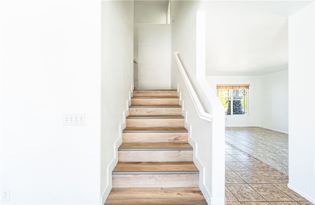 MLS #DW25121777 image #11