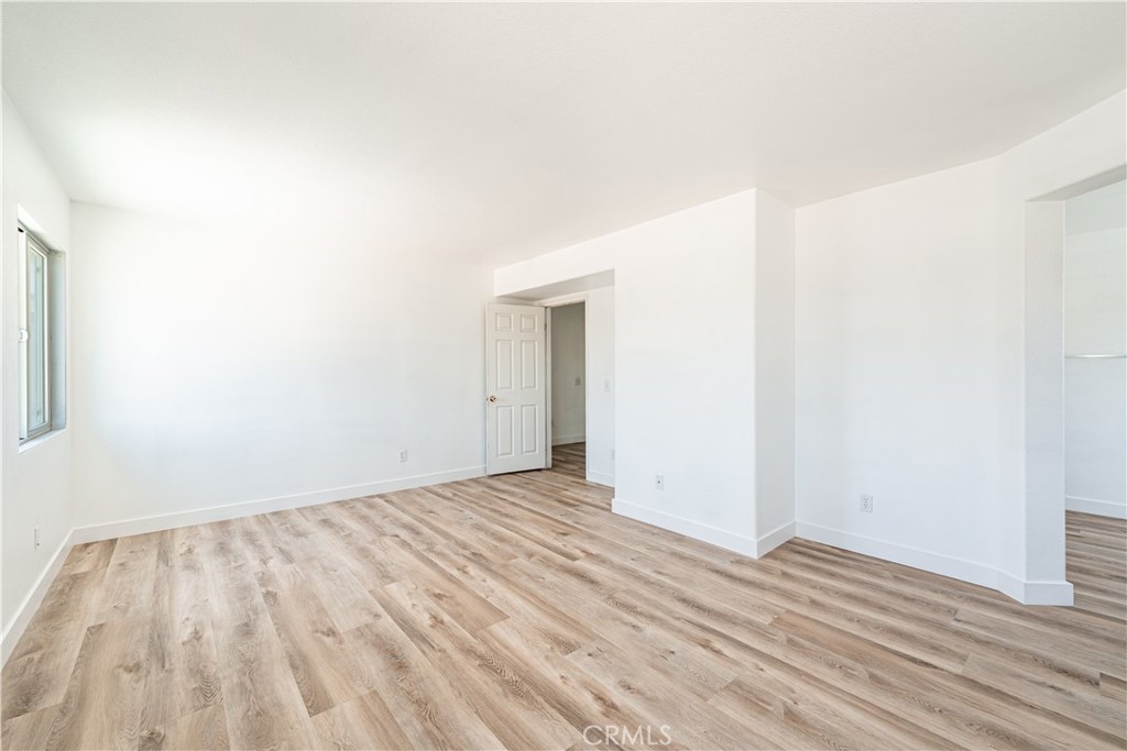 MLS #DW25121777 image #16