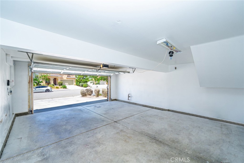 MLS #DW25121777 image #41