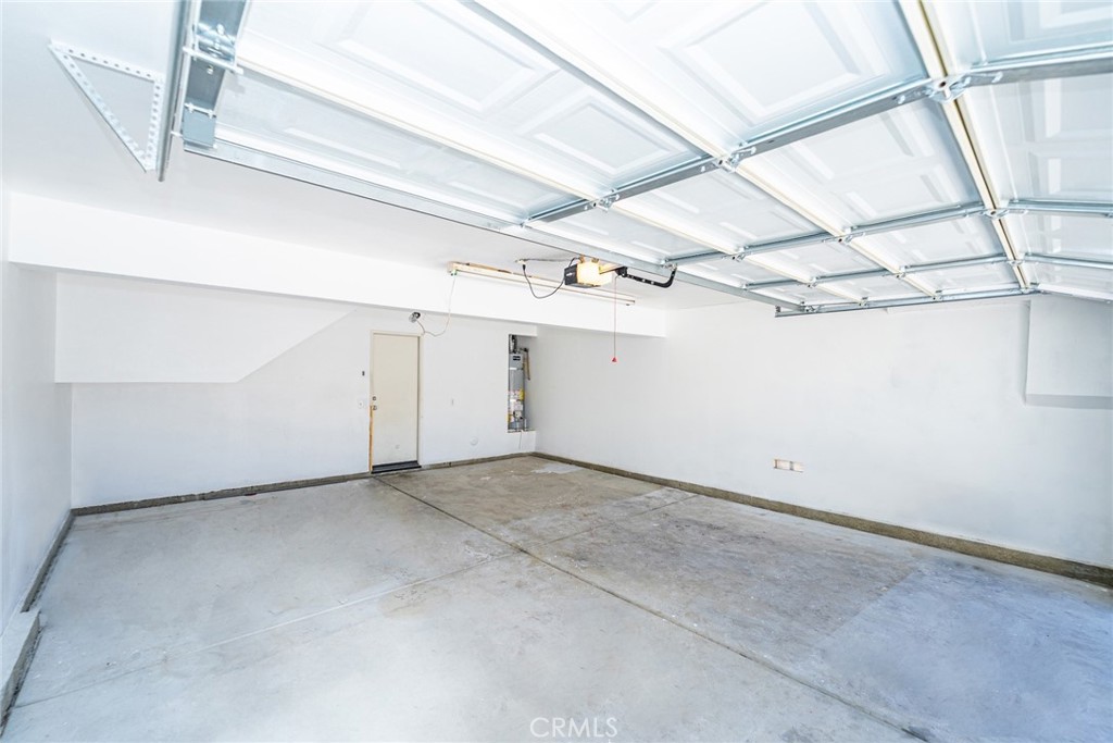 MLS #DW25121777 image #42