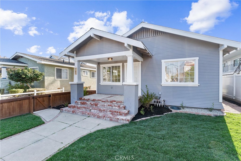 MLS #DW25122568 image #1