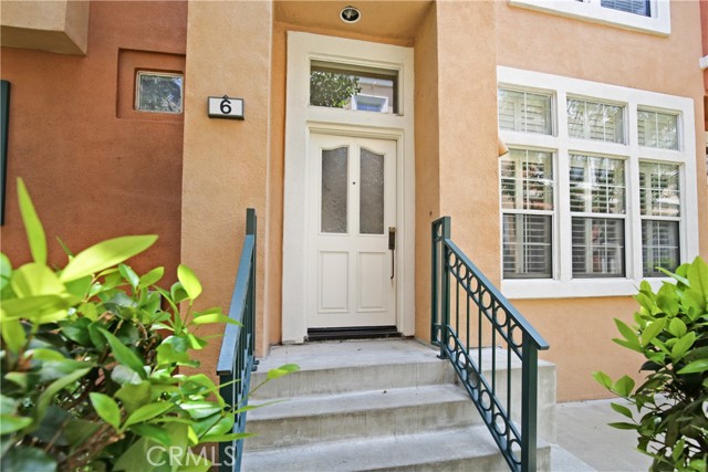 MLS #DW25132568 image #0