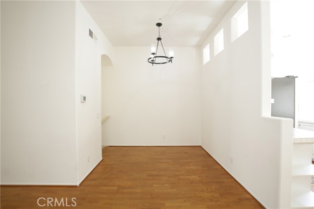 MLS #DW25132568 image #10