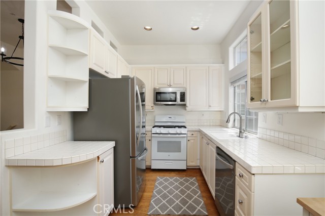 MLS #DW25132568 image #12