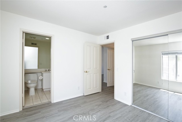 MLS #DW25132568 image #24