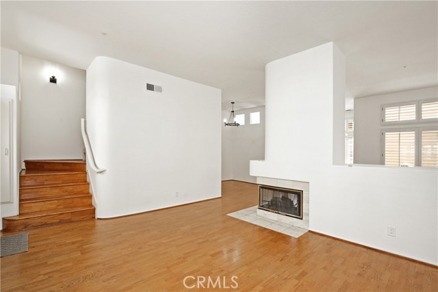 MLS #DW25132568 image #7