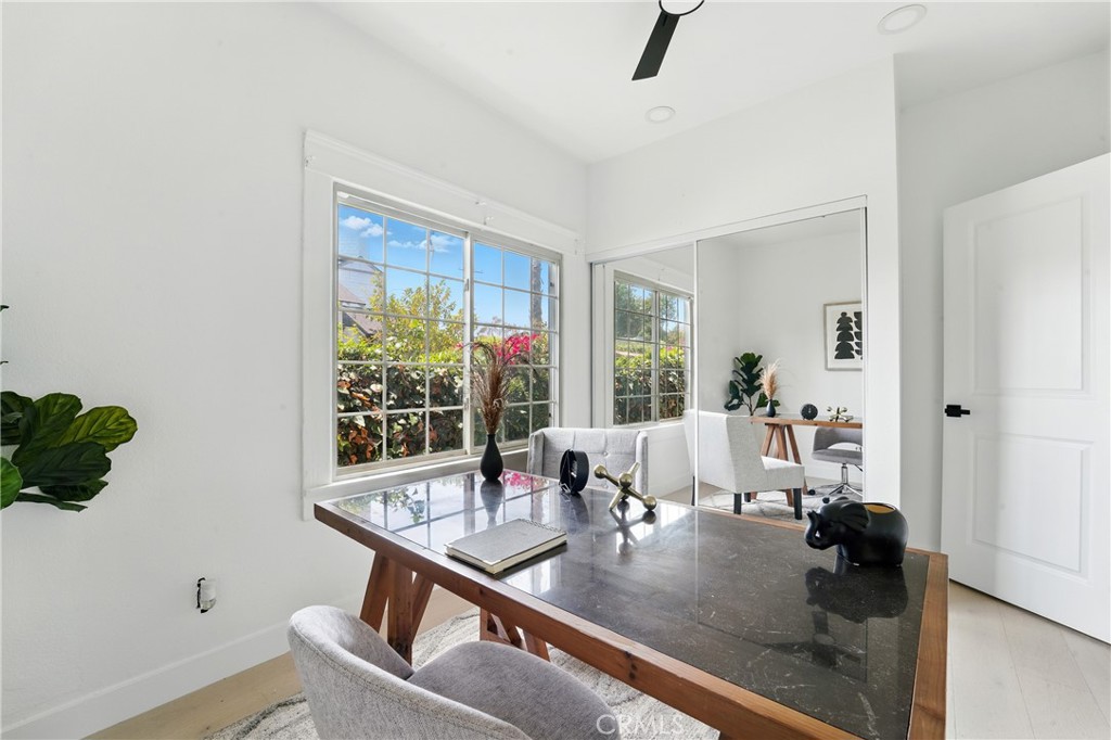 MLS #DW25132802 image #16