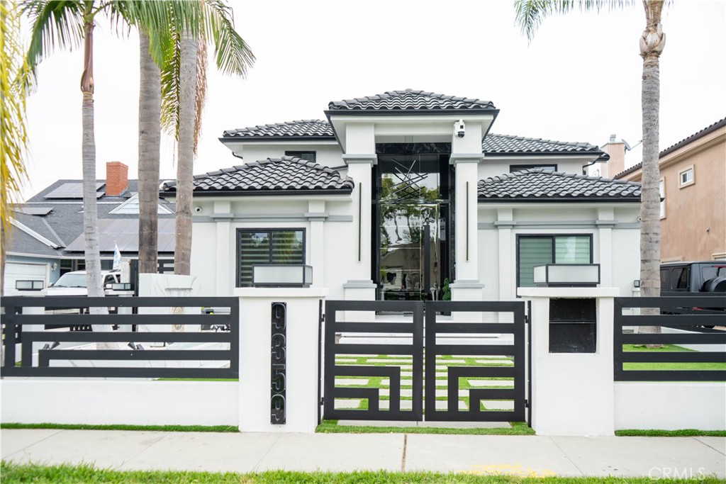 MLS #DW25137120 image #0