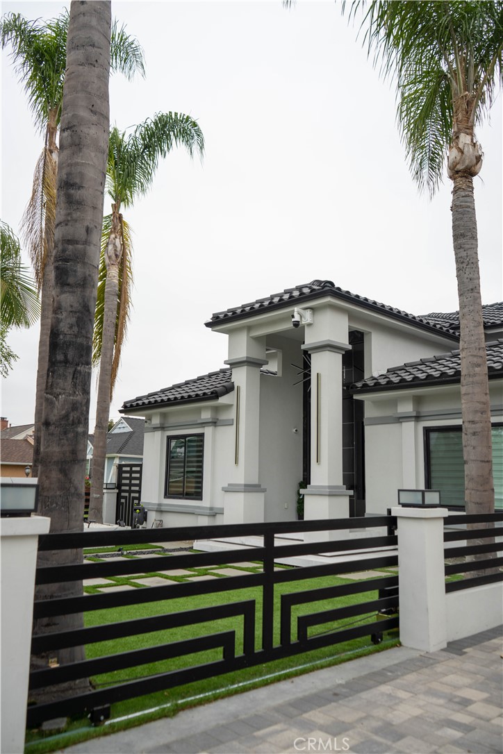 MLS #DW25137120 image #1