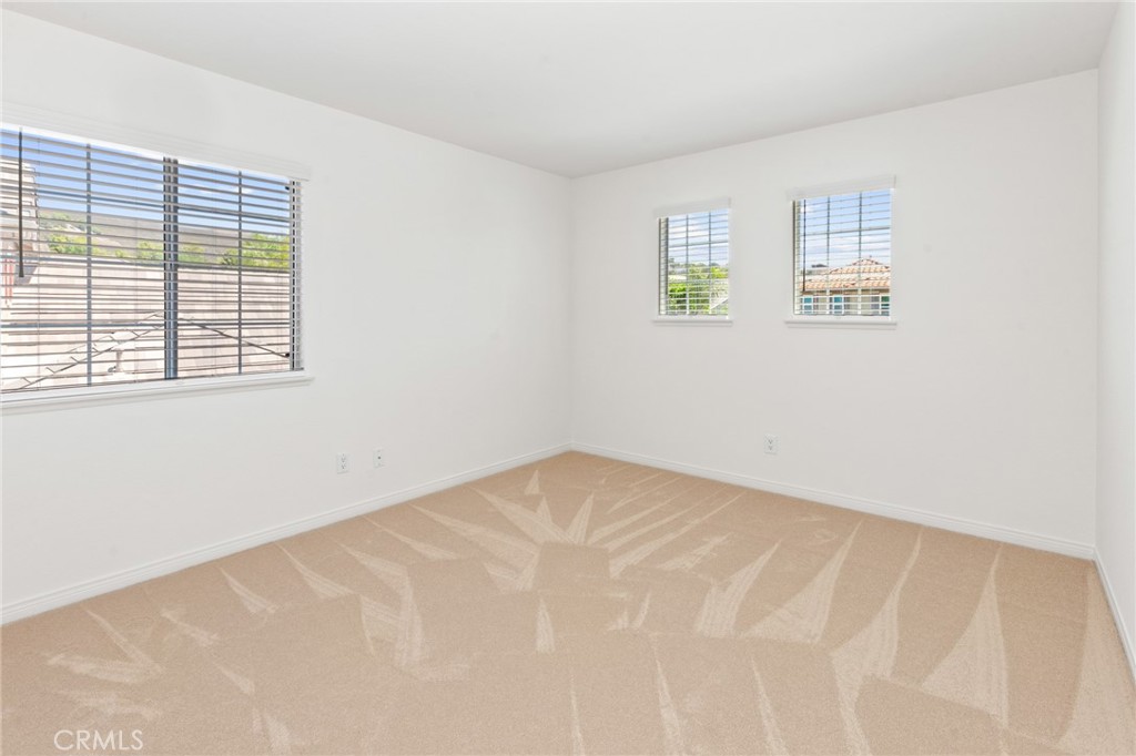 MLS #DW25137746 image #32