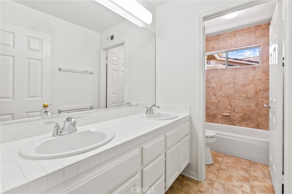 MLS #DW25137746 image #34