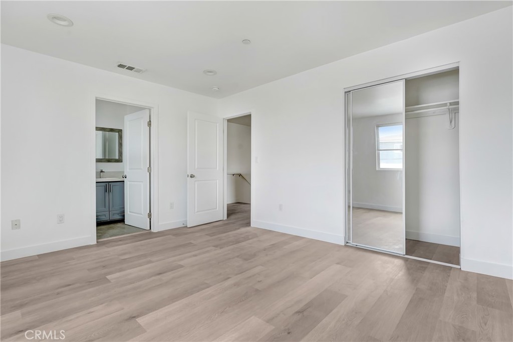 MLS #DW25139010 image #9