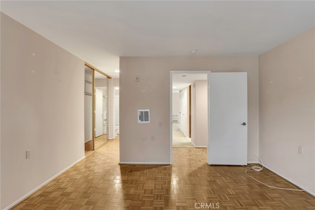 MLS #DW25142389 image #14