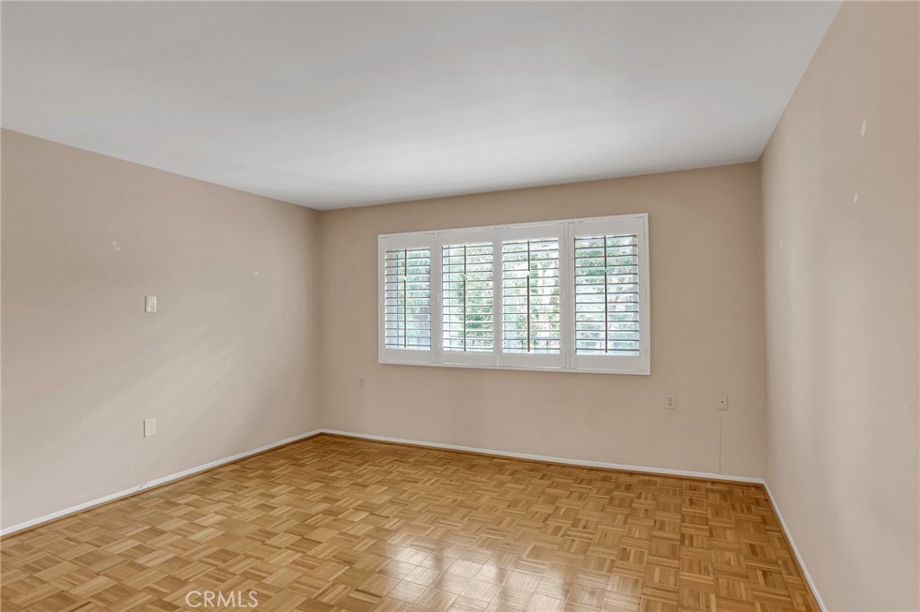 MLS #DW25142389 image #16