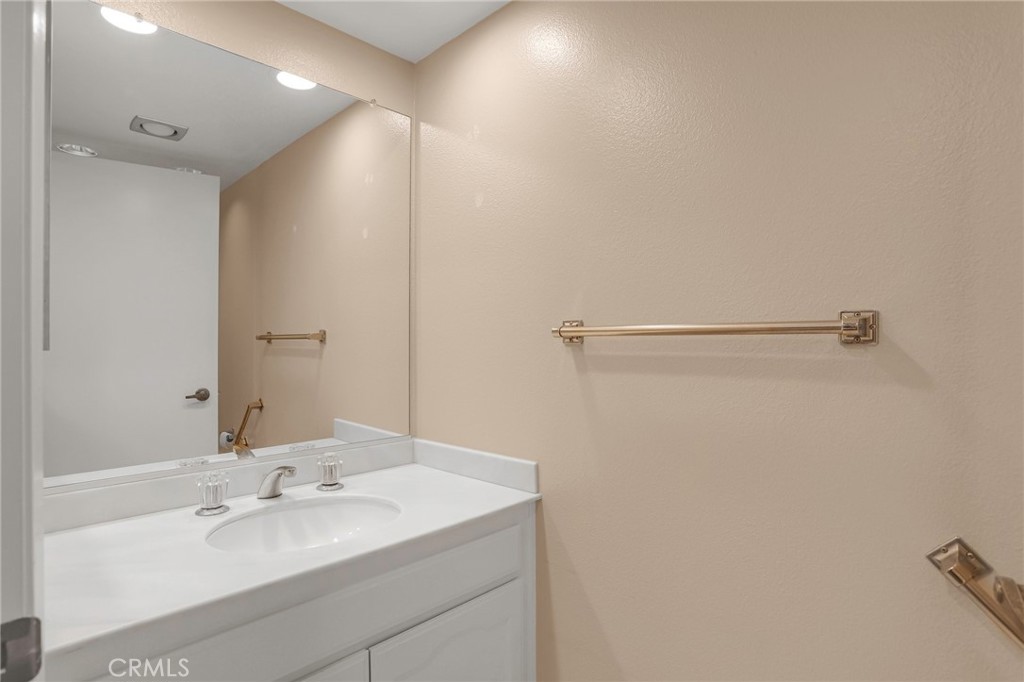 MLS #DW25142389 image #27