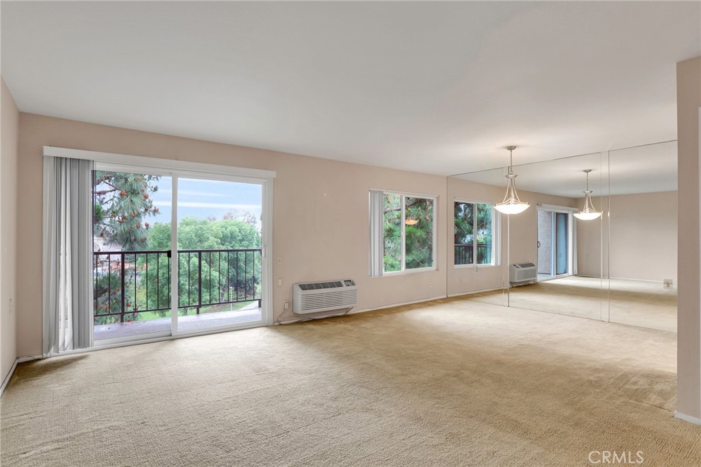 MLS #DW25142389 image #5