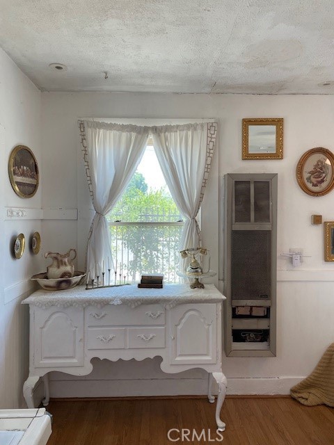 MLS #DW25142645 image #9