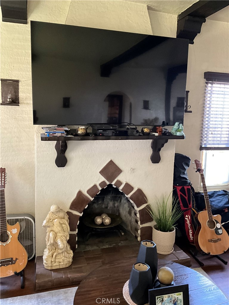 MLS #DW25157259 image #8