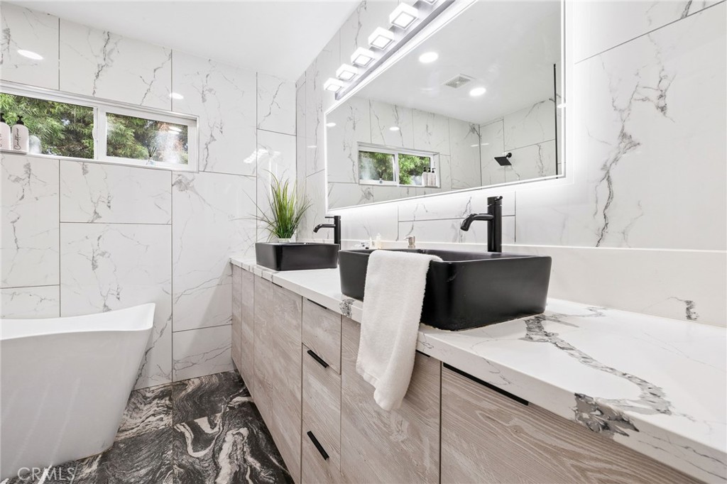 MLS #DW25163013 image #19