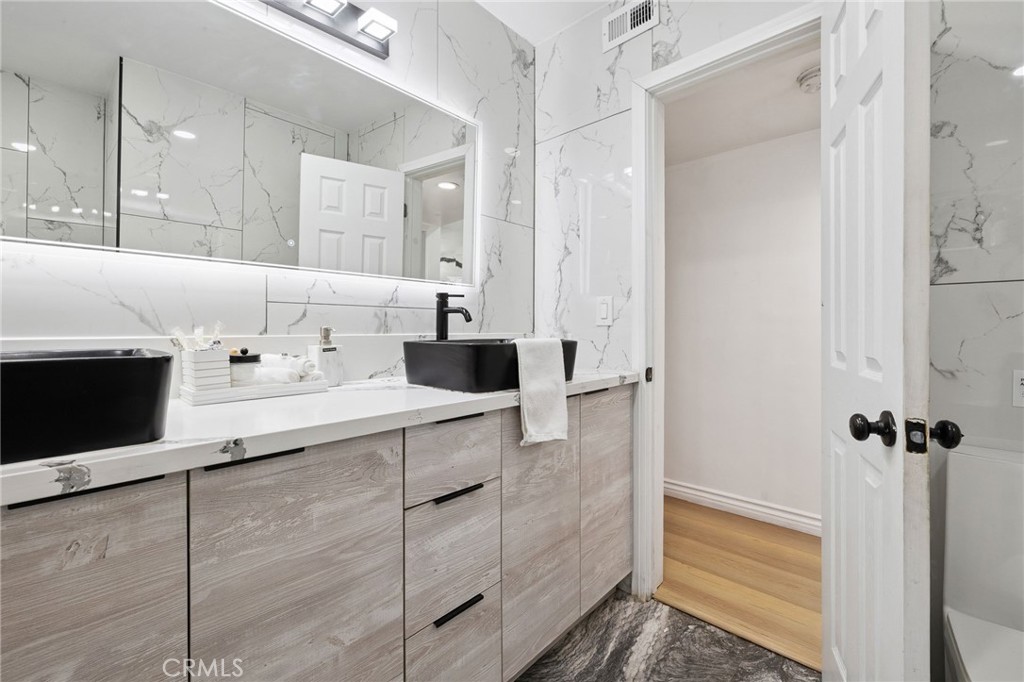 MLS #DW25163013 image #22