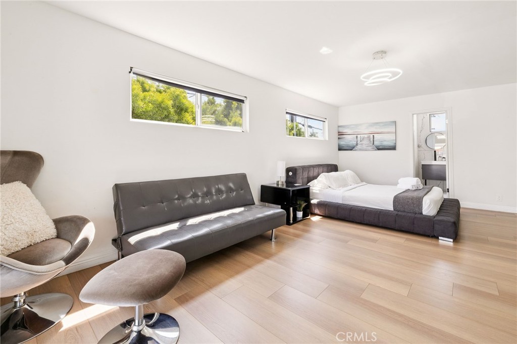 MLS #DW25163013 image #29