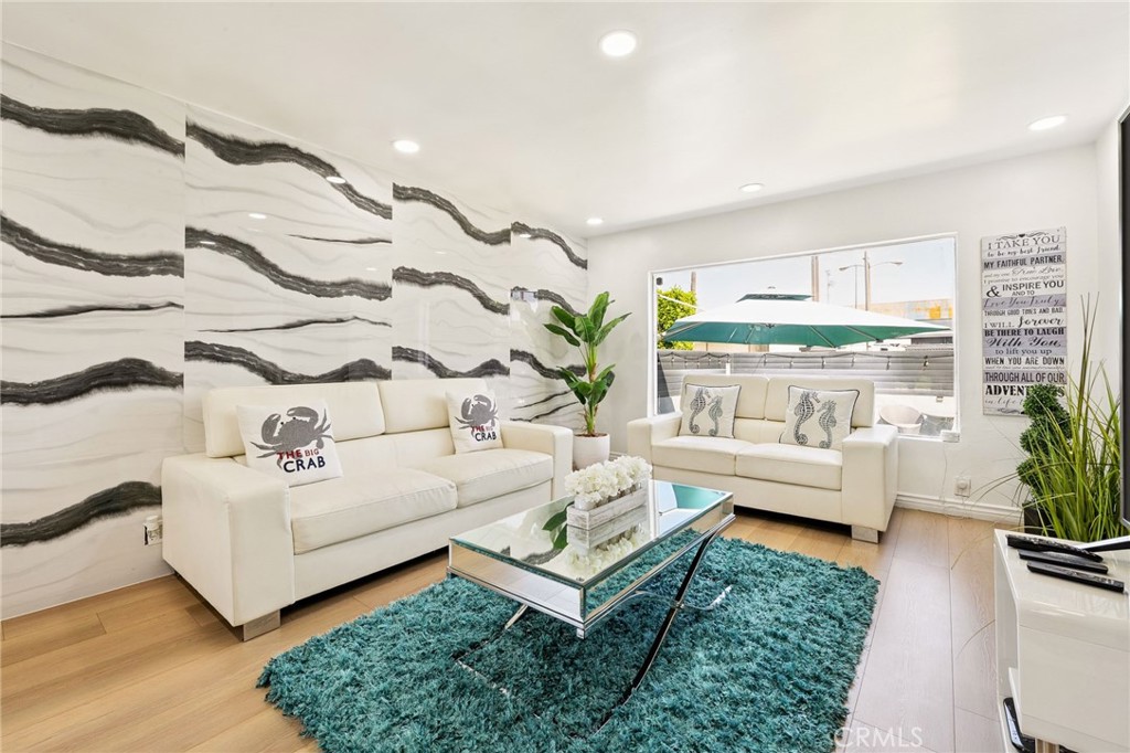 MLS #DW25163013 image #4